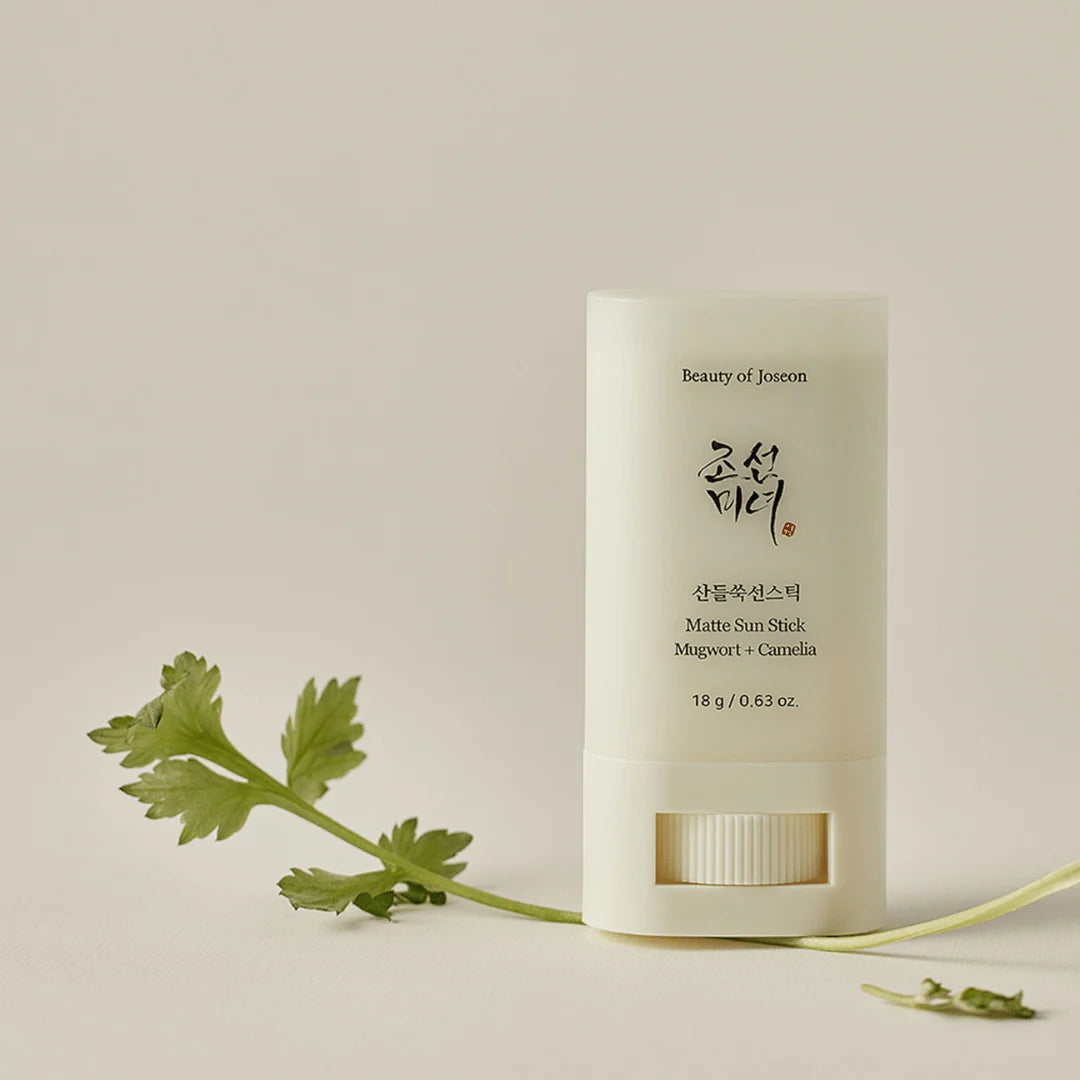 Matte Sun Stick: Mugwort + Camellia SPF50+ PA++++